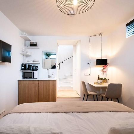 암스테르담 Beautiful Amstel Houseboat 아파트 외부 사진